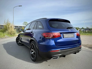 Mercedes-Benz GLC Mercedes GLC-klasse 300de 4MATIC AMG Panoramadak|Camera 360°|Burmester®|Luchtvering|Keyless|Night pakket|Trekhaak|Distronic|Multibeam LED|Sfeerverlichting - afbeelding nr 12