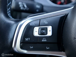 Volkswagen Golf Volkswagen Golf 1.4 TSI GTE Massage Camera LED Pano Leer PDC! - afbeelding nr 21