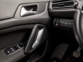 Peugeot 308 Peugeot 308 1.2 PureTech Sport (APPLE CARPLAY, GROOT NAVI, LM VELGEN, PARKEERSENSOREN, SPORTSTOELEN, CRUISE, LANE ASSIST, NIEUWSTAAT) - afbeelding nr 22