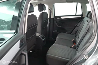 Volkswagen Tiguan Volkswagen Tiguan 1.5 TSI 150 Pk ACT Comfortline Business | Vol Opties | Apple car-play | Elektr. A.Klep | NL Auto | DEALER-STAAT - afbeelding nr 7
