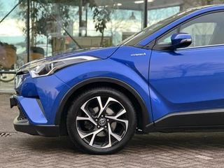 Toyota C-HR Toyota C-HR 1.8 Hybrid Dynamic Clima Cruise 18