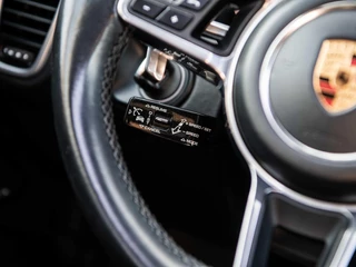 Porsche Cayenne Porsche Cayenne 3.0 V6 340PK Pano Stoelkoeling Bose ACC Sport Chrono Led Matrix 360 Camera Softclose Luchtvering - afbeelding nr 36