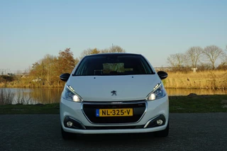 Peugeot 208 Peugeot 208 1.2 PureTech 110pk GT-line - Blanc Nacré - Panoramadak - Lekker Sportief - afbeelding nr 4