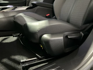 Peugeot e-2008 | Navigatie | Parkeersensor achter | SoH ( batterijtest ) 100 % score - afbeelding nr 4