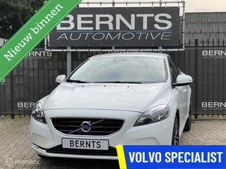 Volvo V40 2.0 T2|Navigatie|Parkeersensoren|Digitaal Instrumentenpaneel