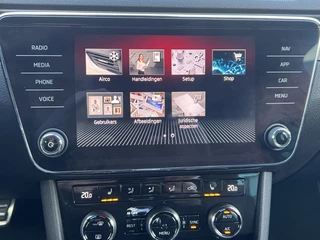 Škoda Superb Navigatie ACC DAB Sportstoelen Elek. Stoel Matrix Beam Stoelverwarming Getint Glas Camera Carplay NL Auto - afbeelding nr 23