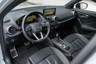 Audi Q2 Audi Q2 35 TFSI 2020 | S-Edition One | Pijlgrijs | B&O Full - afbeelding nr 25