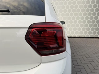 Volkswagen Polo Volkswagen Polo 1.0 TSI Beats Highline Stoelvwrwarming cruis - afbeelding nr 37