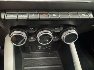 Renault Captur Renault Captur 1.6 E-Tech Plug-in Hybrid 160 Edition One Afn.Trekhaak-Navigatie-Cr.Contr-Clima-Camera-Stoelverwarming-Parkeersensoren-Leder-Lm18''velgen - afbeelding nr 8