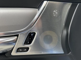 Volvo V90 Volvo V90 2.0 D3 R-Design Automaat | Panoramadak | Volleer | Camera met rondomzicht | Bowers&Wilkins | Adaptieve cruise control | Head-up Display | Apple CarPlay | LED | Parkeersensoren voor en achter - afbeelding nr 10