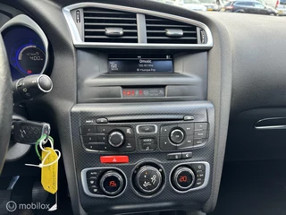 Citroën DS4 Citroen DS4 1.2 PureTech Business  37.666 km! Auto is nieuw! - afbeelding nr 13