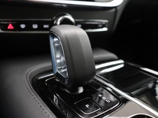 Volvo V60 Volvo V60 T6 PLUG-IN HYBRID LONG RANGE ULTRA DARK FULL-LED HARMAN KARDON T - afbeelding nr 28
