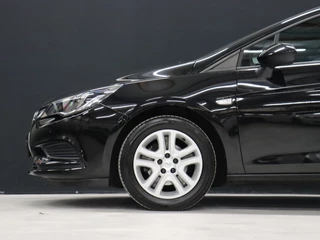 Opel Astra [CRUISE CONTROL, BLUETOOTH, SENSOREN V+A, AIRCO, NAVIGATIE, NIEUWSTAAT] - afbeelding nr 20