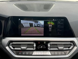 BMW 3 Serie BMW 3-serie Touring 320i High Exec. M-Sport individual Sfeer Leder Camera Pdc v+a Trekhaak Led - afbeelding nr 28