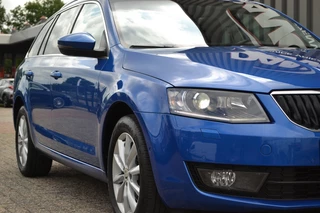 Škoda Octavia Škoda Octavia Combi 1.0 TSI DSG Greentech Pano/Camera/Leer/LED - afbeelding nr 25