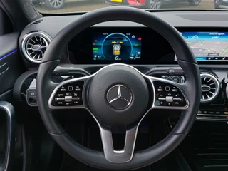 Mercedes-Benz A-Klasse 250e Plug-In Hybrid Luxury Line | Origineel NL | Navi | Apple Carplay+Android Auto | Clima | Cruise | Stoelverwarming | Pdc V+A+Assist+Camera | Privacy Glass | 17''lm - afbeelding nr 9
