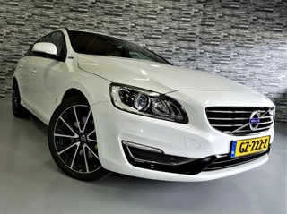 Volvo V60 Volvo V60 2.4 D5 AWD Twin Engine R Design 215PK! - afbeelding nr 4