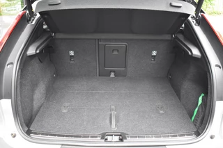 Volvo C40 Volvo C40 Twin Intro Edition 408pk/78kWh AWD | Trekhaak | Getint glas - afbeelding nr 38