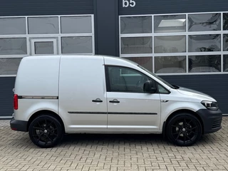 Volkswagen Caddy Volkswagen Caddy 2.0 TDI 102PK DSG automaat / Standkachel / Airco / Trekhaak / Stoelverwarming - afbeelding nr 3