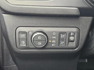 Ford Kuga Ford Kuga 2.5 PHEV ST-Line X 225pk | Driver Assistance Pack | Winterpack | SYNC 3 Navigatie | Elek. Achterklep - afbeelding nr 20