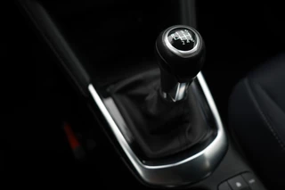 Mazda 2 Mazda 2 1.5 Skyactiv-G Luxury i-Activesense : dealer onderhouden - afbeelding nr 35