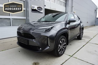 Toyota Yaris Cross Toyota Yaris Cross 1.5 Hybrid 115 Business Plus |Navi|Carplay|PDC V+A|Dodehoek|Camera|Stoel en stuurverwarming| - afbeelding nr 1