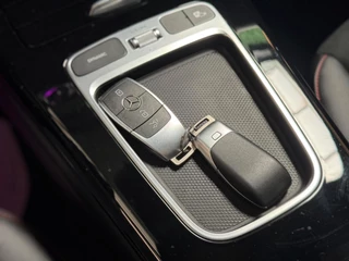 Mercedes-Benz A-Klasse Mercedes-Benz A-klasse 250 e AMG Line | pano | sfeerverlichting | camera | Stoelverwarming | keyless - afbeelding nr 36