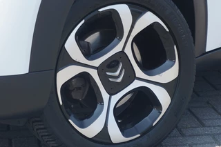 Citroën C3 Aircross Citroën C3 Aircross 110PK Shine CAMERA | NAVI | CRUISE | PDC V+A | 17'LMV | 4S BAND! - afbeelding nr 43