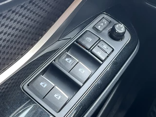 Toyota C-HR Toyota C-HR 1.8 Hybrid Executive | Trekhaak | Adap Cruise - afbeelding nr 14