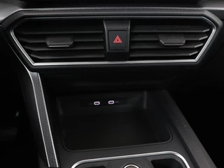 SEAT Leon SEAT Leon 1.5 eTSI Style Launch Edition | Trekhaak |  Carplay | Adaptive cruise | Camera | Navigatie | Park Assist | Climate control - afbeelding nr 23