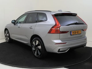 Volvo XC60 Volvo XC60 T8 AWD Plus Dark | Panoramadak | 360° Camera | Dodehoekdetectie - afbeelding nr 4