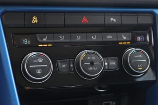 Volkswagen T-Roc Volkswagen T-Roc 1.5 TSI / PANODAK / VIRTUAL / DODEHOEK / ACC / CAMERA - afbeelding nr 13