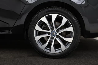 Renault Mégane Renault Mégane 1.6 E-Tech Plug-In Hybrid Business Edition One | Head-Up | Leder | Stoel & stuurverwarming | Camera | BOSE Sound | Keyless | Navigatie | Full LED - afbeelding nr 37