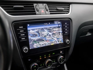 Škoda Octavia (APPLE CARPLAY, NAVIGATIE, CLIMATE, GETINT GLAS, SPORTSTOELEN, PARKEERSENSOREN, CRUISE, NIEUWE APK, NIEUWSTAAT) - afbeelding nr 15