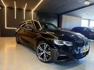 BMW 3 Serie BMW 3-serie 330e xDrive HUD Pano 360* Laser M-sport High - afbeelding nr 12