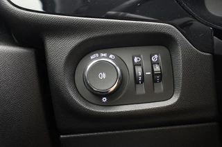 Opel Corsa-e Opel Corsa-e Edition 50 kWh 3 Fase - Carplay, Cruise, Clima - afbeelding nr 19