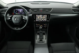 Škoda Superb Skoda Superb 1.4 TSI iV Business Edition Plus | Trekhaak | Stoelverwarming | Camera | Carplay | Virtual Cockpit | Keyless | Full LED | Memory | Navigatie - afbeelding nr 7