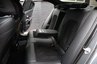 BMW 3 Serie BMW 3 Serie 318i M-Sport Automaat NAP/Schuifdak/19inch/Cam/Sfeerverl - afbeelding nr 64