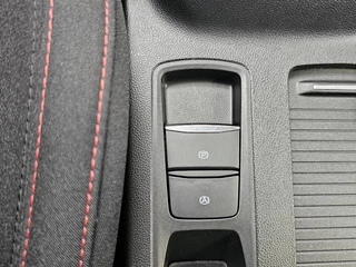 Ford Focus Ford Focus 1.0 EcoBoost Hybrid ST Line Automaat | Adaptive cruise control | Winter Pack | Achteruitrijcamera - afbeelding nr 29