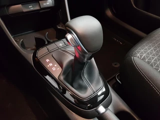 Kia Picanto Kia Picanto 1.0 DPi Automaat DynamicLine | Navigatie | Airco | Camera | DAB | Lichtmetalen velgen | Bluetooth - afbeelding nr 17
