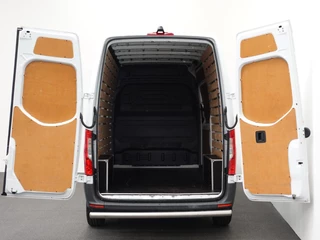 Mercedes-Benz Sprinter Mercedes-Benz Sprinter L2H2 Automaat Airco Cruise control  Navigatie Side bars - afbeelding nr 3