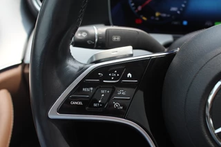 Mercedes-Benz E-Klasse Mercedes-Benz E-Klasse 300 e Business Solution / Panoramadak / 360Camera / Leder / 18'' / Virtual Cockpit / LED Koplampen / Stoelverwarming / Cruise Control - afbeelding nr 28
