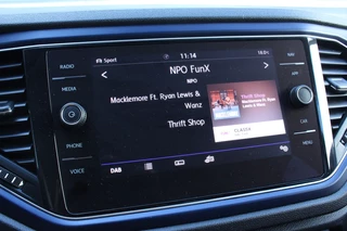 Volkswagen T-Roc Volkswagen T-Roc 1.5 TSI DSG R-Line 1eEIGNR! VIRTUAL ACC CARPLAY DAB STOELVW '20 - afbeelding nr 18