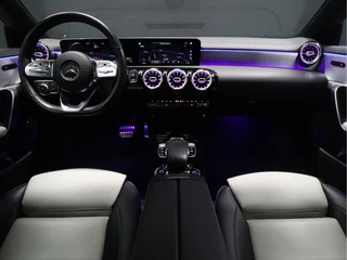 Mercedes-Benz CLA [SFEERVERLICHTING, APPLE CARPLAY, CAMERA, TREKHAAK, VOL LEDER, STOELVERWARMING, PDC V+A, CRUISE, NIEUWSTAAT] - afbeelding nr 6