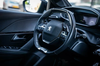 Peugeot 208 Peugeot 208 1.2 PureTech GT-Line*LED*AUTOMAAT*CARPLAY*CAMERA - afbeelding nr 29