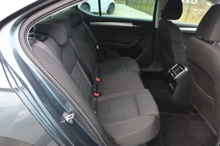 Škoda Superb Skoda Superb 1.4 TSI ACT DSG Aut. Style Carplay|Ecc|Navi|Pdc|Lmv|Iso-fix - afbeelding nr 49