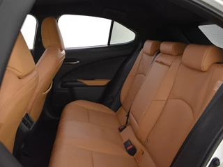 Lexus UX - afbeelding nr 24