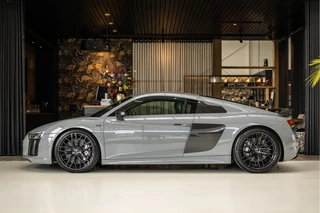 Audi R8 - afbeelding nr 2