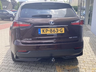 Lexus NX Lexus NX 300h Hybrid AWD Luxury Line Automaat | Trekhaak | Schuifdak - afbeelding nr 13