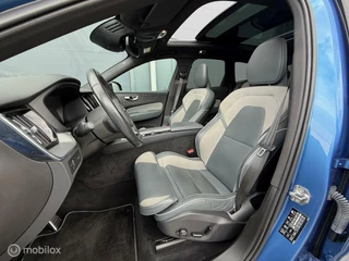 Volvo XC60 Volvo XC60 2.0 B4 R-design 190PK Pano.dak/H&K/Trekhaak/LED/ACC/Lane - afbeelding nr 9